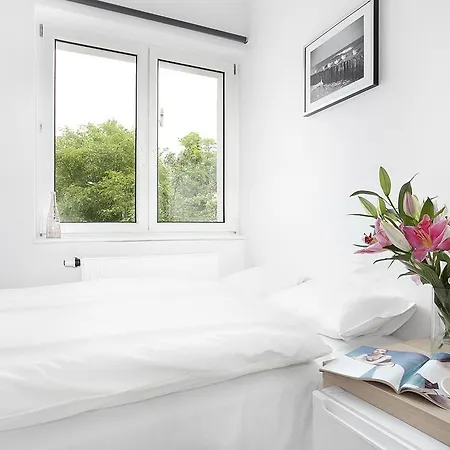 Aparts Apartment *
