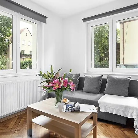 Aparts Apartment